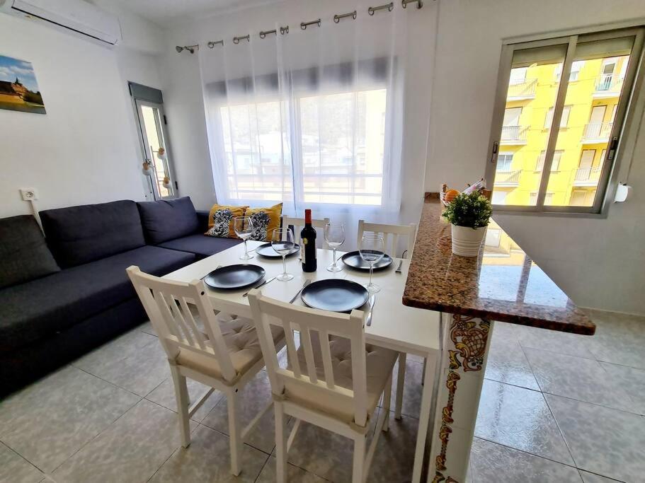 Comodo Apartamento En El Centro De Cullera, Playa 700 Metros Luaran gambar