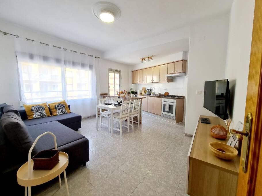 Comodo Apartamento En El Centro De Cullera, Playa 700 Metros Luaran gambar